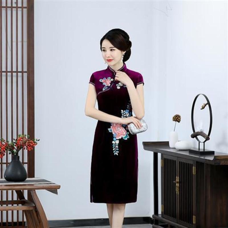 金丝绒刺绣旗袍裙女中长款妈妈装端庄大气春夏复古短袖祺袍连衣裙紫色