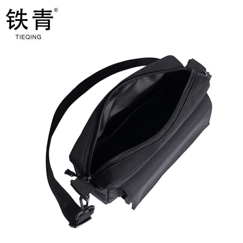 铁青休闲斜挎包CC75 个高清大图