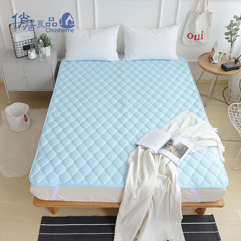 俏居(Choshome)家纺 纯色床垫简约风1.8m床保护垫1.5m 四季可用防滑床垫子纤维材质学生床褥子可机洗