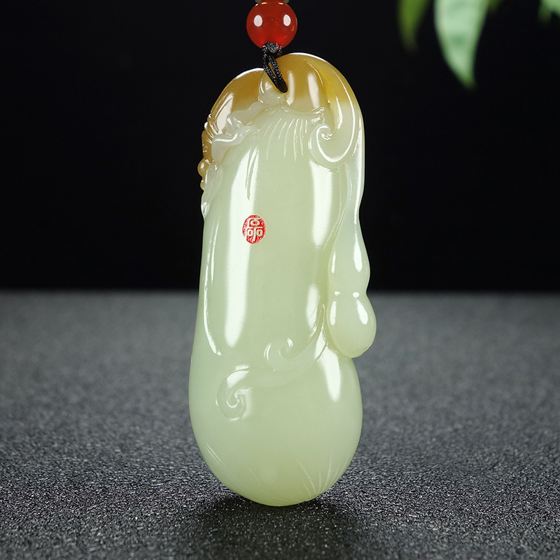 [富甲天下]新疆和田玉吊坠玉坠糖青白玉甲虫福瓜挂件天然玉石