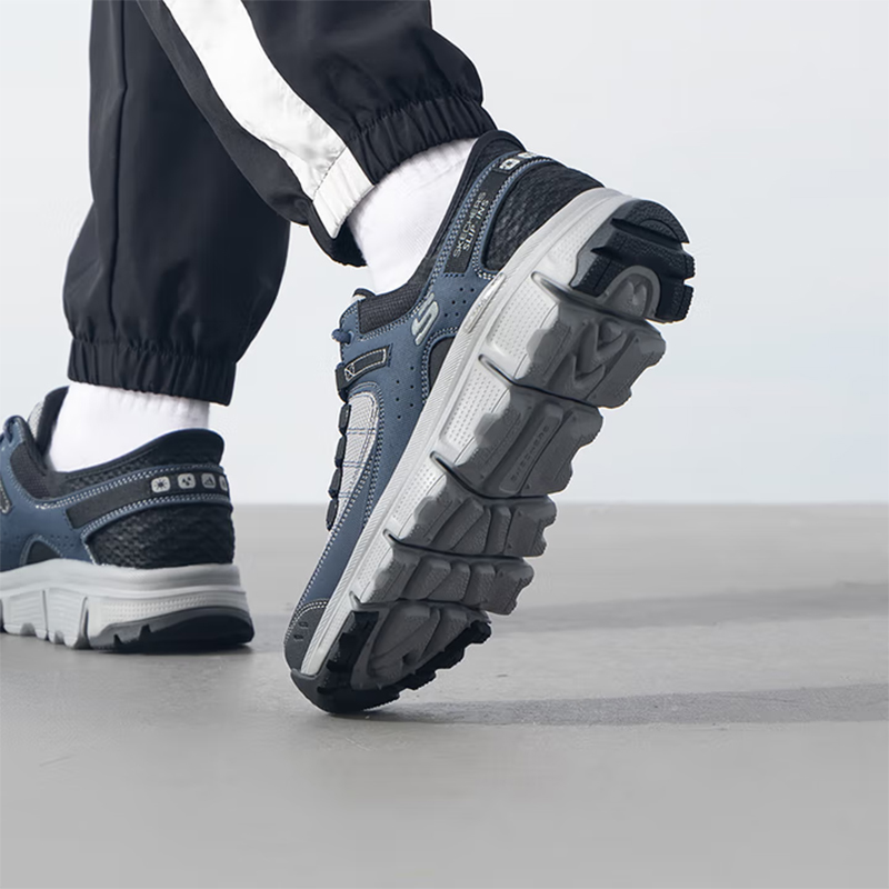 斯凯奇男款休闲休闲鞋237622/GYNV-10双高清大图