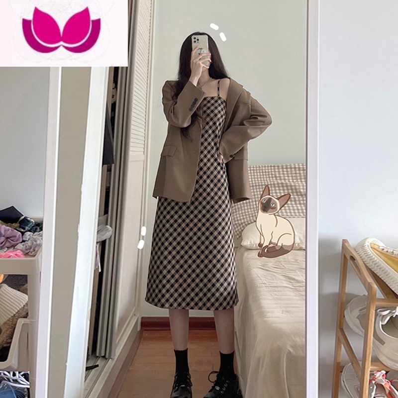 七斓咖色小西装外套女早2023年新款炸街高级感套装裙子休闲西服