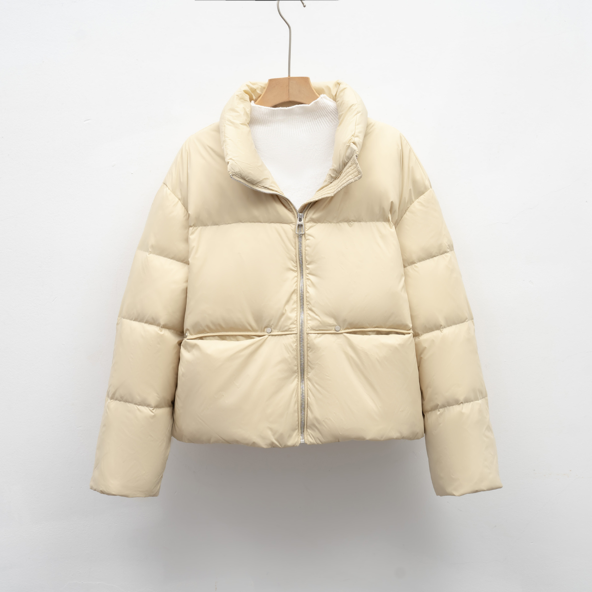 简约短款休闲鸭绒立领加厚保暖羽绒服冬季新款面包服外套高清大图