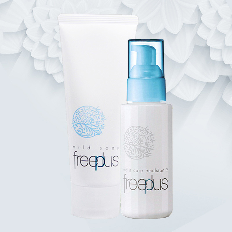 芙丽芳丝(freeplus)柔润两件套(洁面霜100g+柔润乳液100ml) (面部护肤 保湿补水 温和洁面)200g