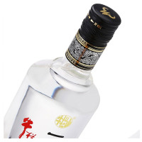 牛栏山 二锅头 特制8 45度 700ml*6瓶 清香型白酒 整箱装