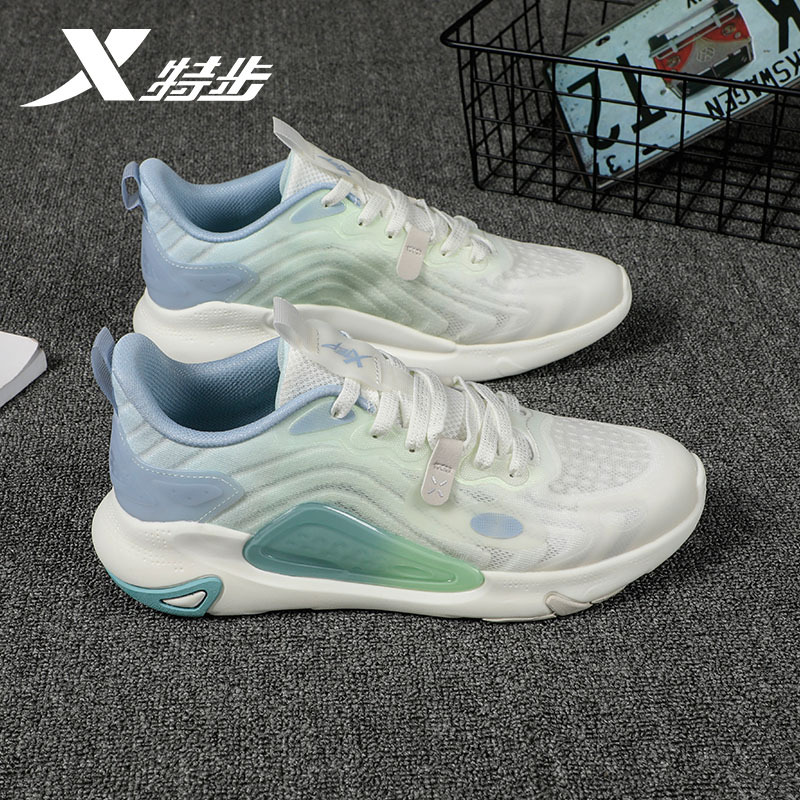 特步男鞋流风跑步鞋透气2022秋季新款正品潮休闲鞋子网面运动鞋男