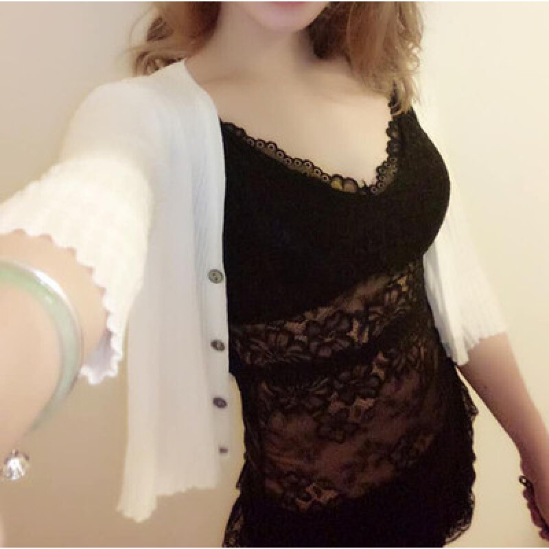 百搭修身显瘦性感后背镂空打底衫交叉带胸垫背心女黑白色带衫潮全蕾丝171黑色带胸垫均码,带胸垫背心建议90-130斤穿