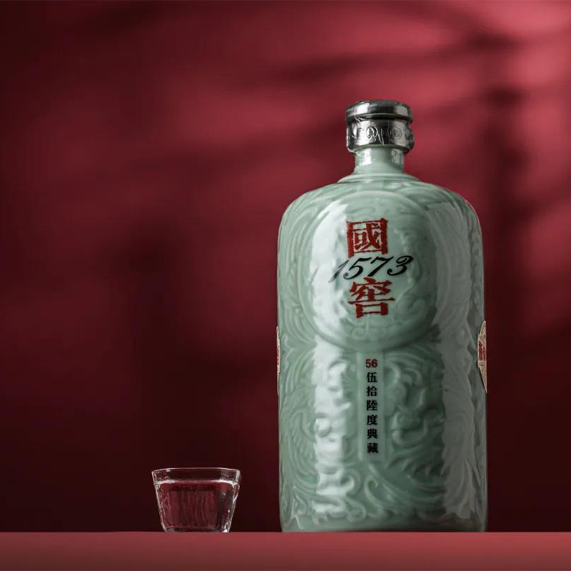 国窖1573 瓶储年份老酒 新典藏 龙泉青瓷瓶 56度 收藏老酒3l
