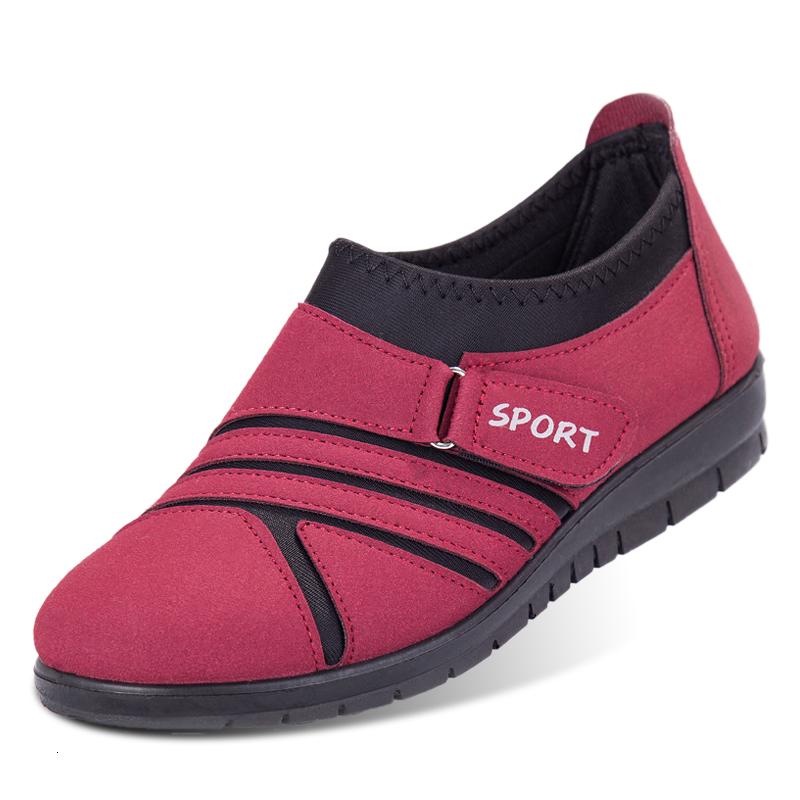 公牛乐途2020新款老北京春季中老年女鞋老人平底老太太休闲奶奶婆婆