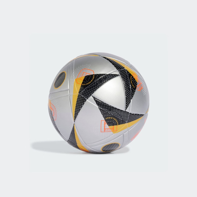 adidas欧洲杯决赛阶段 比赛/训练用足球阿迪达斯 IX4046 金属银/金/黑色/红荧光 5号球