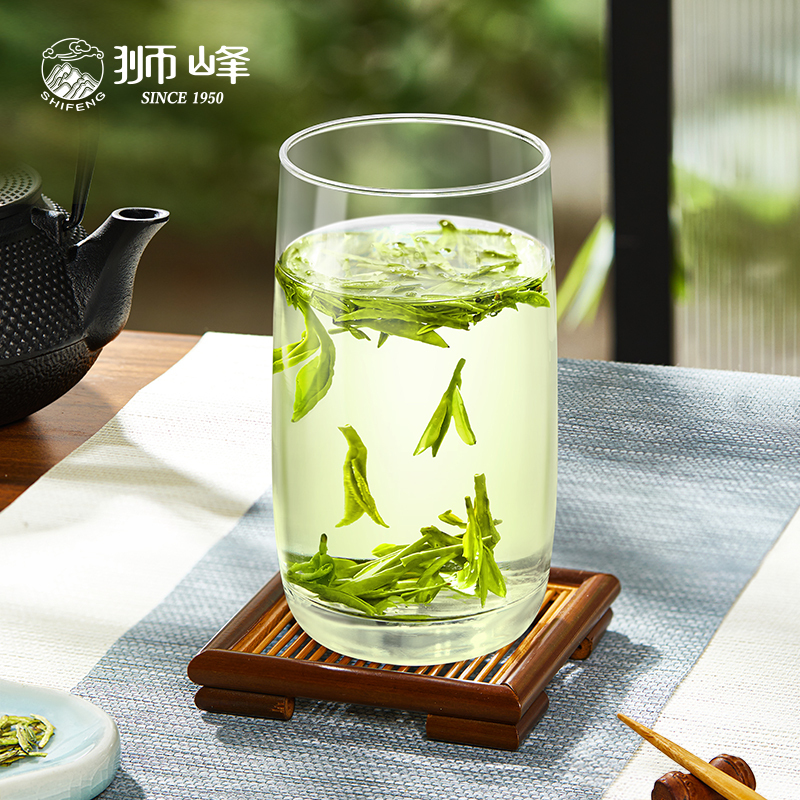 狮峰牌2025新茶西湖龙井茶叶礼盒装明前特级青花杭州绿茶200g