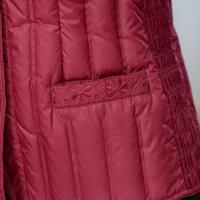 【券后229】SNOW FLYING/雪中飞轻薄羽绒服女短款显瘦保套暖内恤X90131026F