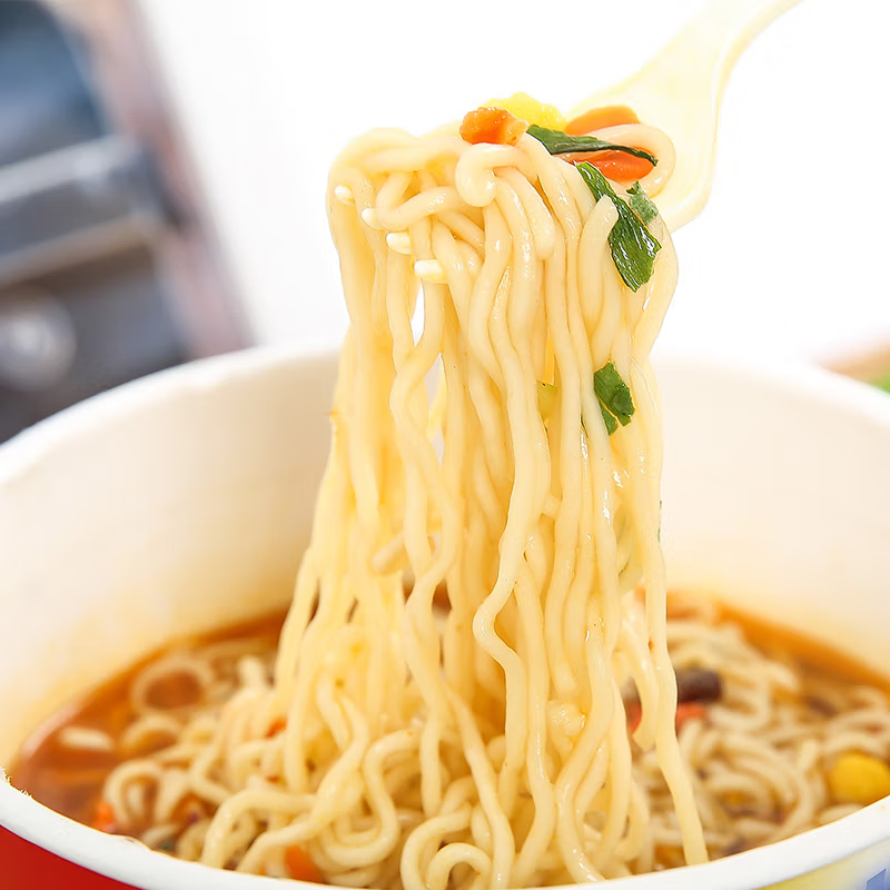 康师傅方便面 大食桶红烧牛肉桶面144g*12桶/箱高清大图