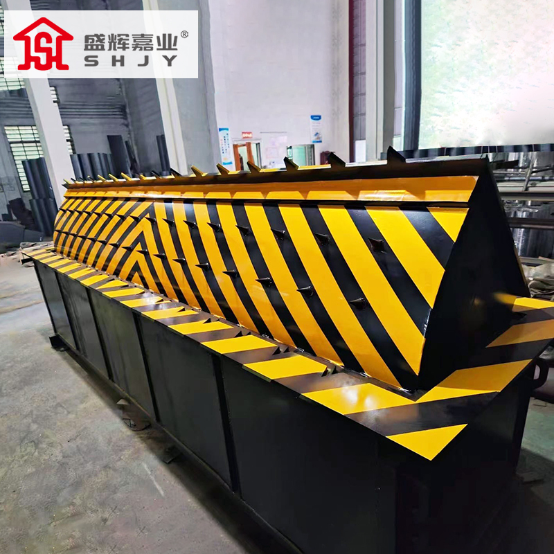 盛辉嘉业 全自动液压翻板路障机电动升降带刺道路设施防撞阻车器定制方案高清大图