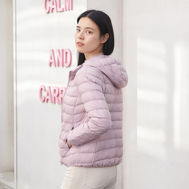 坦博尔2021新品羽绒服女轻薄连帽短款修身时尚保暖秋冬外套TD19152