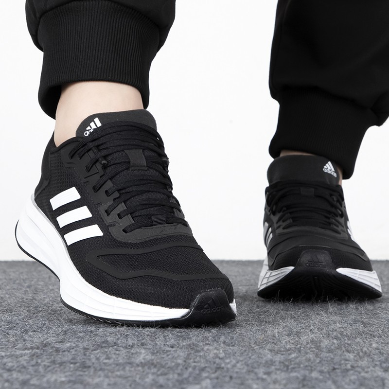 adidas阿迪达斯女子新款训练耐磨运动鞋轻便跑步鞋GX0709 ZP