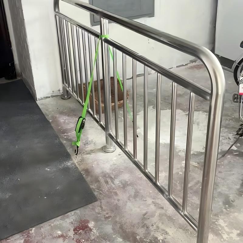 诚智旺 不锈钢护栏 白钢护栏 GHL05/平方米高清大图