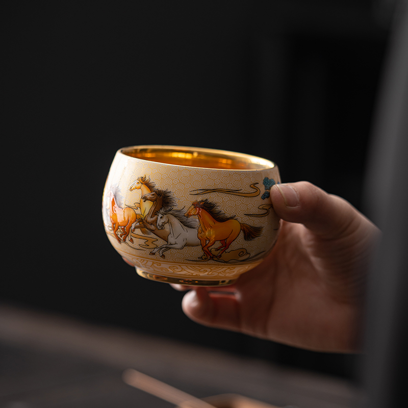 苏氏陶瓷(SUSHI CERAMICS)鎏金八骏主人杯品茗杯个人功夫茶杯陈国再老师作品高清大图