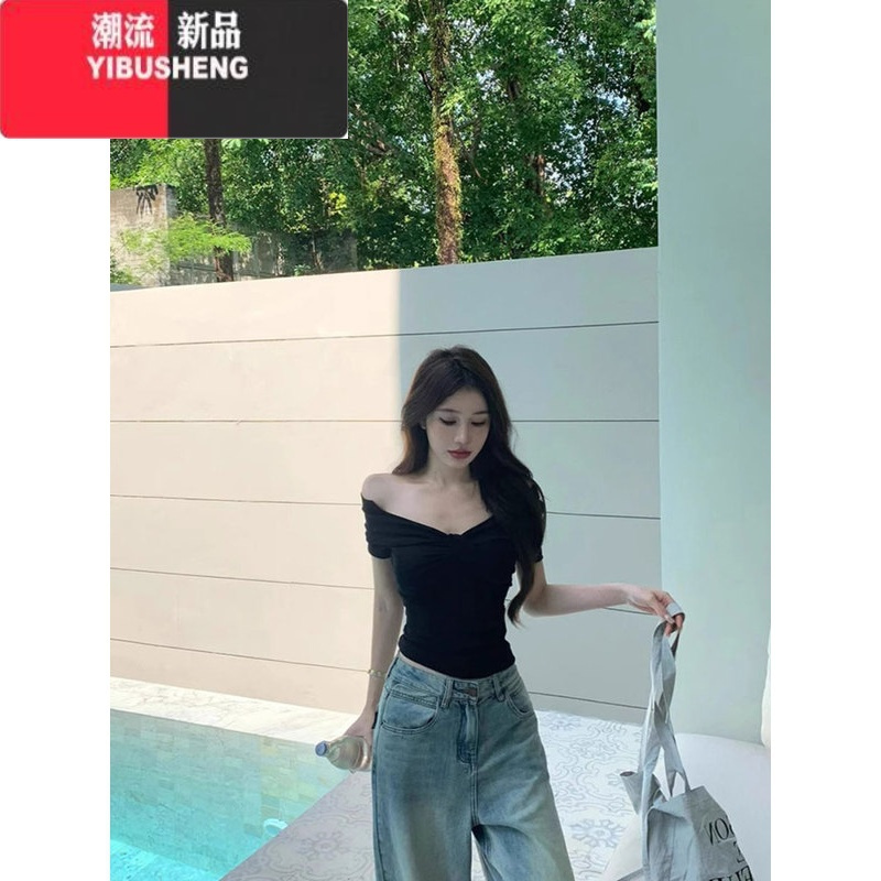 YIBUSHENG纯欲黑色一字肩V领黑色短袖t恤女季设计感小众别致辣妹短款上衣