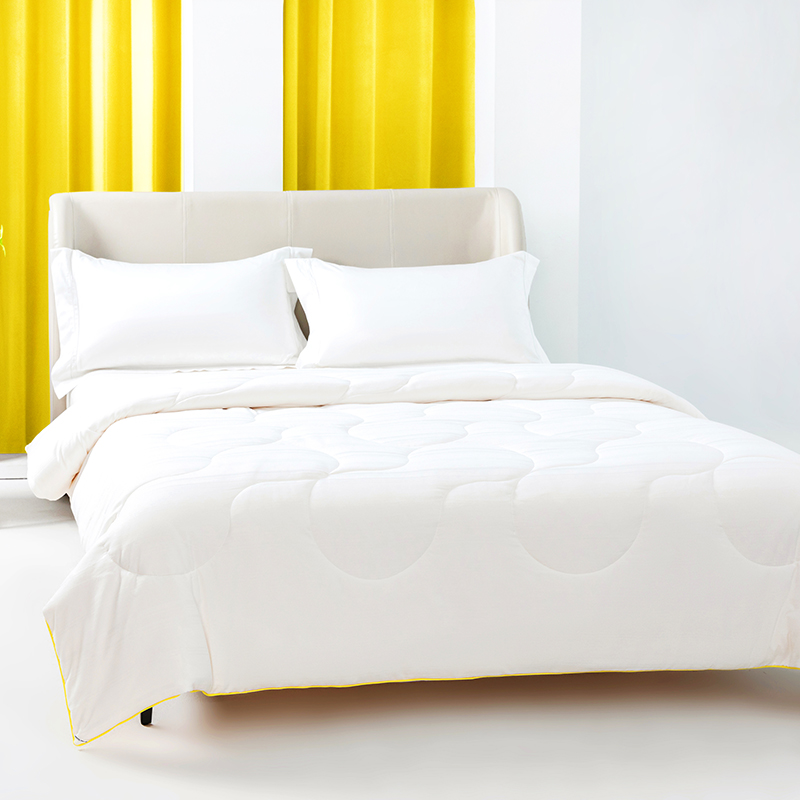 Z.M.N.(法国啄木鸟)大豆蛋白美肤被-小豆汀ZHB-0018高清大图