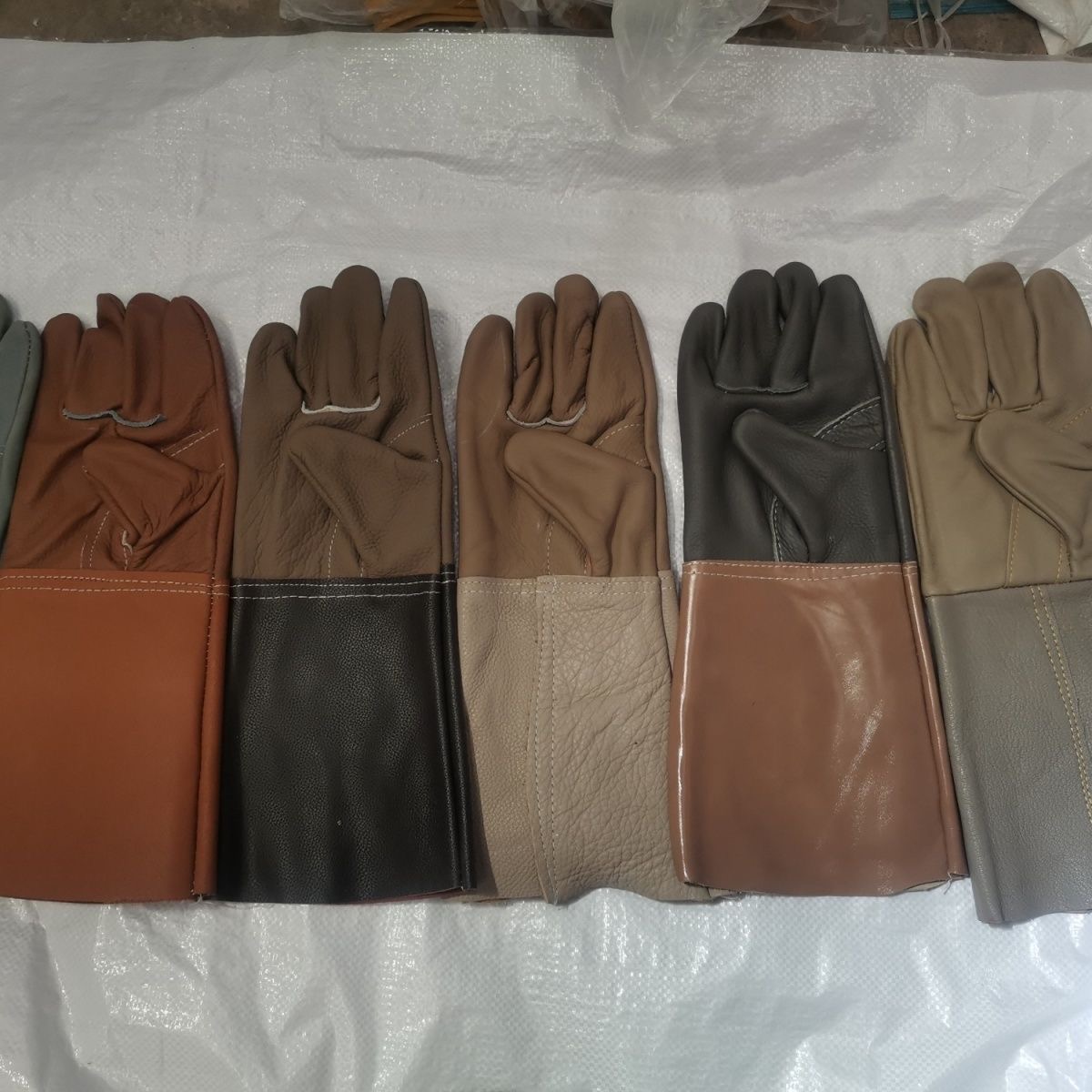 卓凡舒 长电焊手套 均码 双高清大图