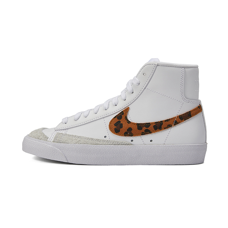 Nike/耐克 女鞋21新款W BLAZER MID ’77 SE舒适耐磨休闲板鞋 DA8736-101