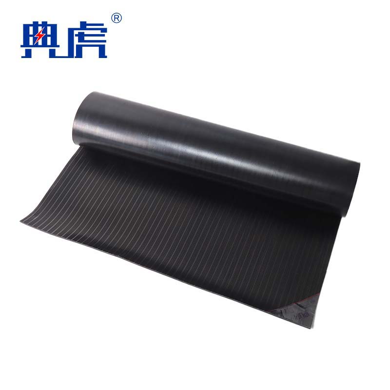 典虎 绝缘胶垫 黑色条纹 10kv 10米*1米*5mm 卷高清大图