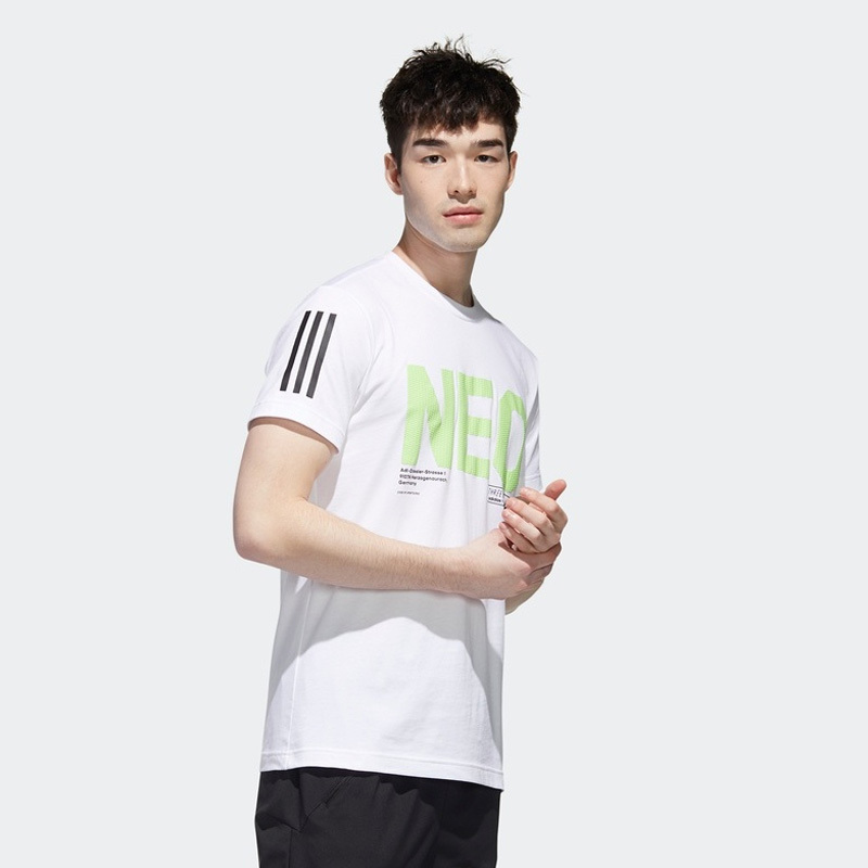 阿迪达斯短袖男装neo上衣运动服宽松圆领白T恤GP5731