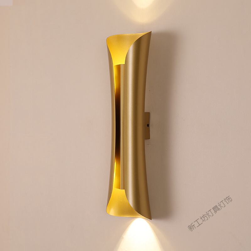 苏宁放心购 可充电壁灯客厅壁灯床头卧室灯 后现代简约走廊过道灯 北欧轻奢金色背景墙小蛮腰壁灯智能无极调光 小蛮腰76cm青古铜色