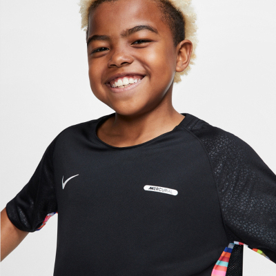 Nike耐克C罗CR7 Dri-FIT 儿童款 青少年 足球运动训练短袖T恤 AQ3310