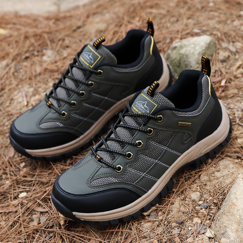 yibuluotuo户外登山鞋男春秋低帮男鞋防滑耐磨透气休闲鞋大码野外爬山