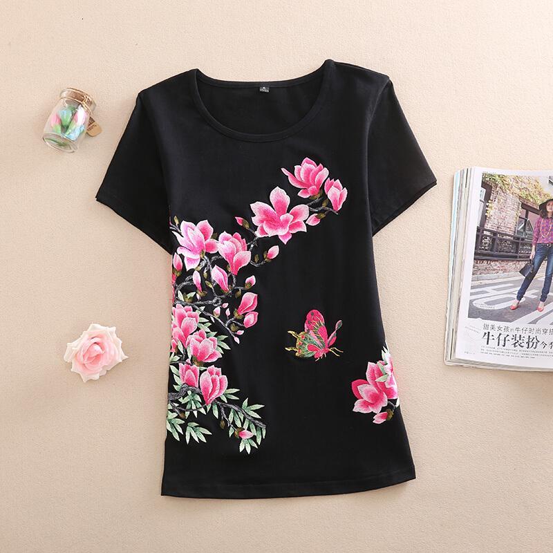 夏季民族风复古刺绣花大码t恤女宽松圆领上衣短袖体恤衫