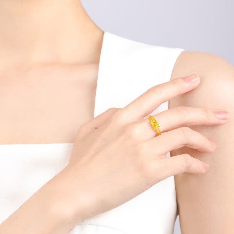 周大福心心相依足金黄金饰品戒指计价(工费:160元)EOF46图片