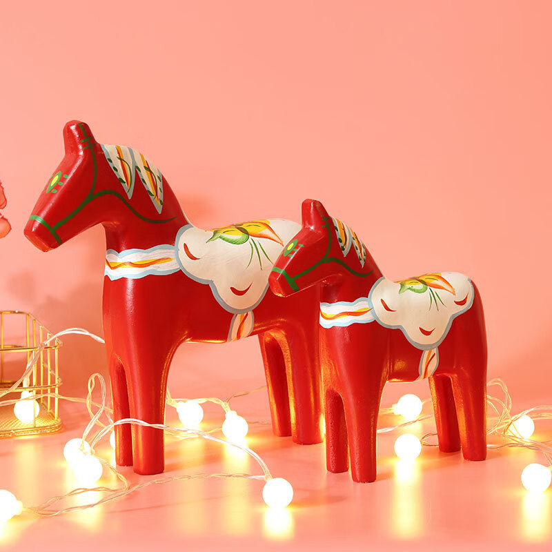 瑞典达拉木马北欧原木彩绘招财红木马摆件家居客厅创意电视柜装饰高清大图