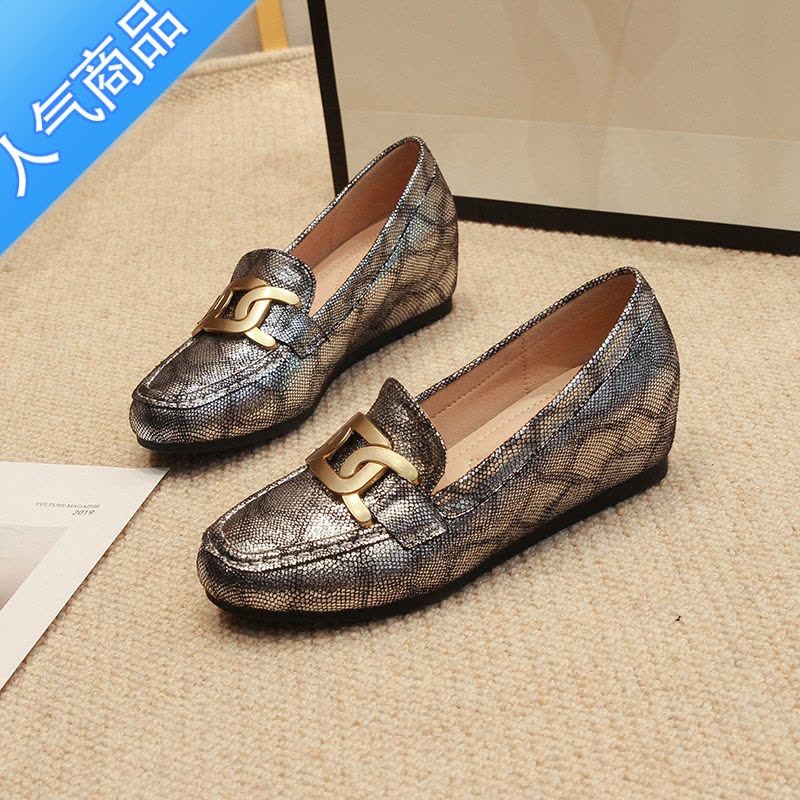 SUNTEK内增高豆豆鞋小码女鞋3233单鞋女软底坡跟舒适小个子一脚蹬乐福鞋图片