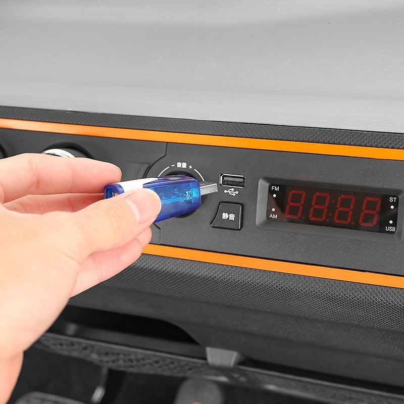 五菱宏光mini ev车载充电器改装专用usb扩展器一分二转换器转接头 宏