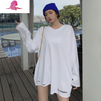 艳如飞白色t恤女破洞不规则棉内搭打底衫女春秋字母长袖上衣2020新款T恤