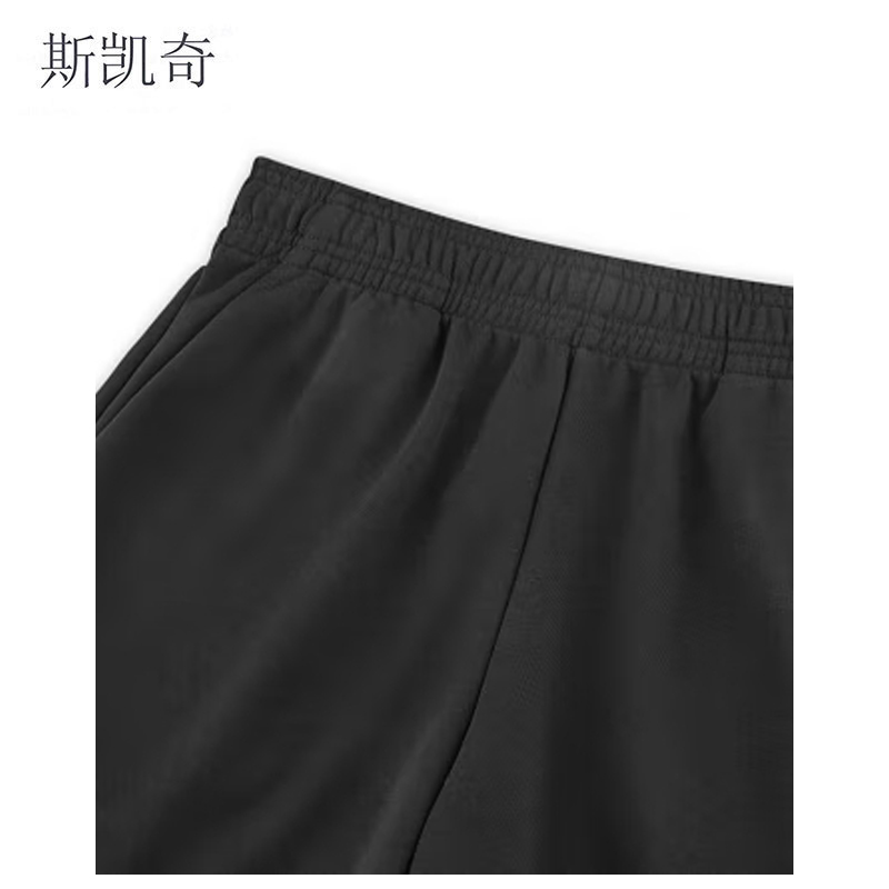 斯凯奇 黑色短裤男女 L122W057-0018L/ 条高清大图