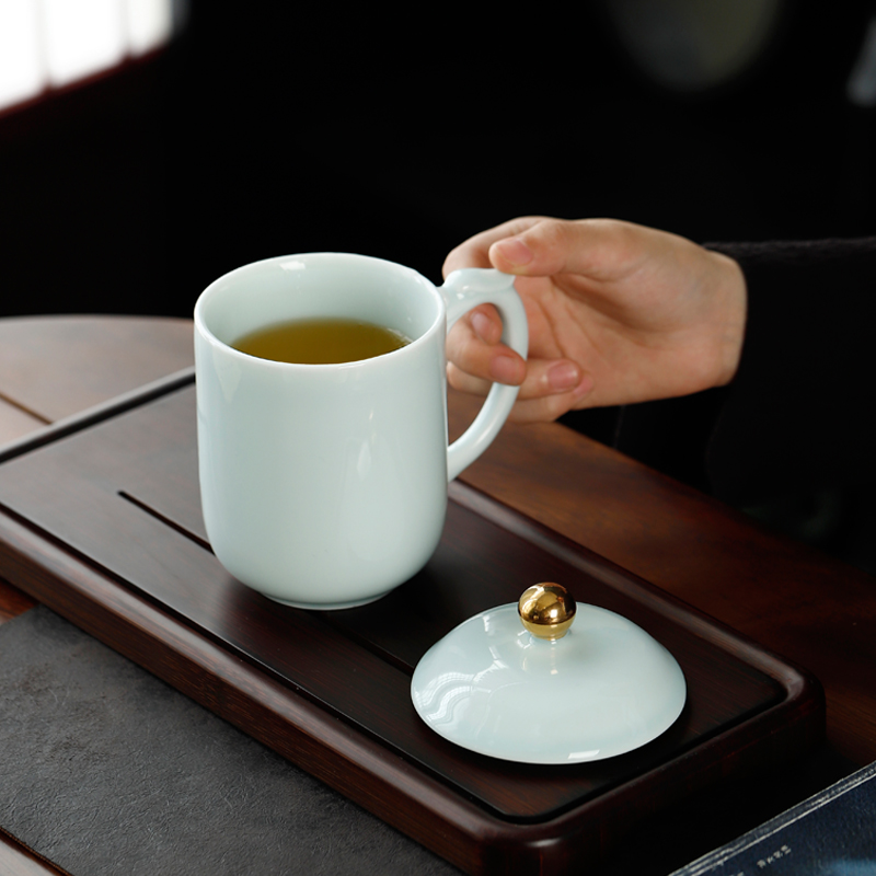 八方礼 龙泉青瓷元首杯(影青)高清大图