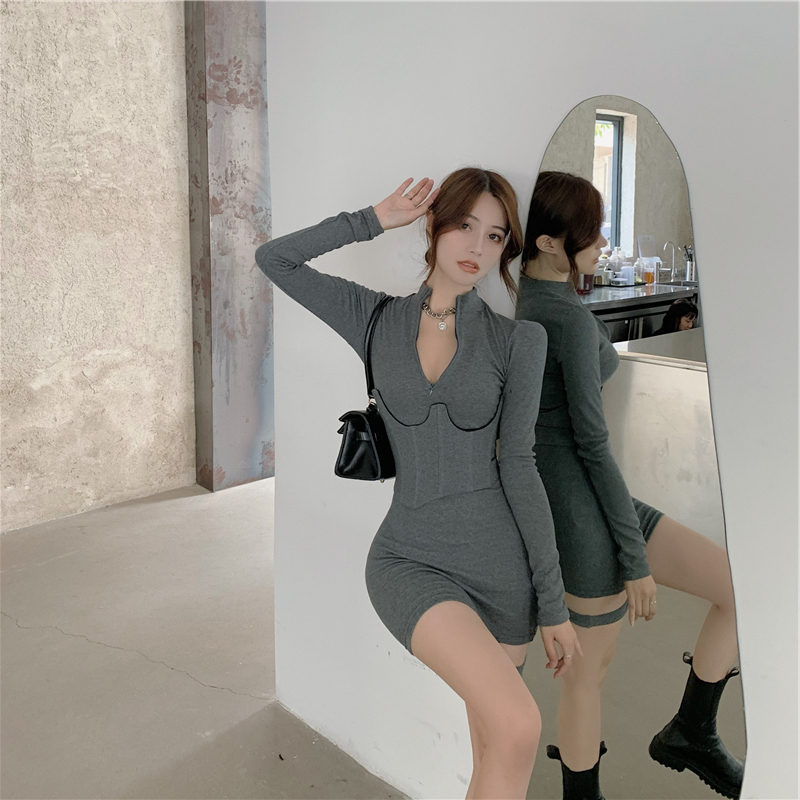 艳如飞性感针织高级连衣裙女内搭春款小众设计感紧身包臀裙腰封打底短裙连衣裙