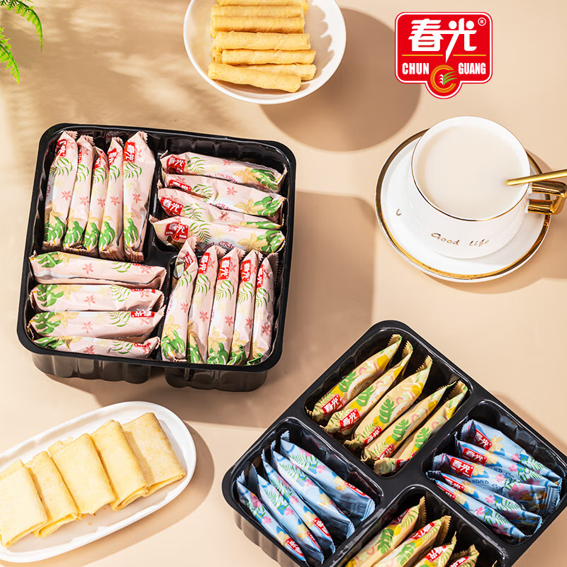 “椰香松脆什锦礼盒 408g 椰香酥卷216g 椰蓉味凤凰卷111g 椰子味巴旦木曲奇81g”高清大图