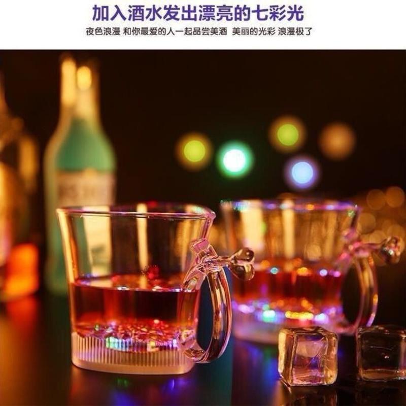 生日礼物发光七彩感应杯送兄弟老师男女朋友闺蜜礼物出厂包装>800_800
