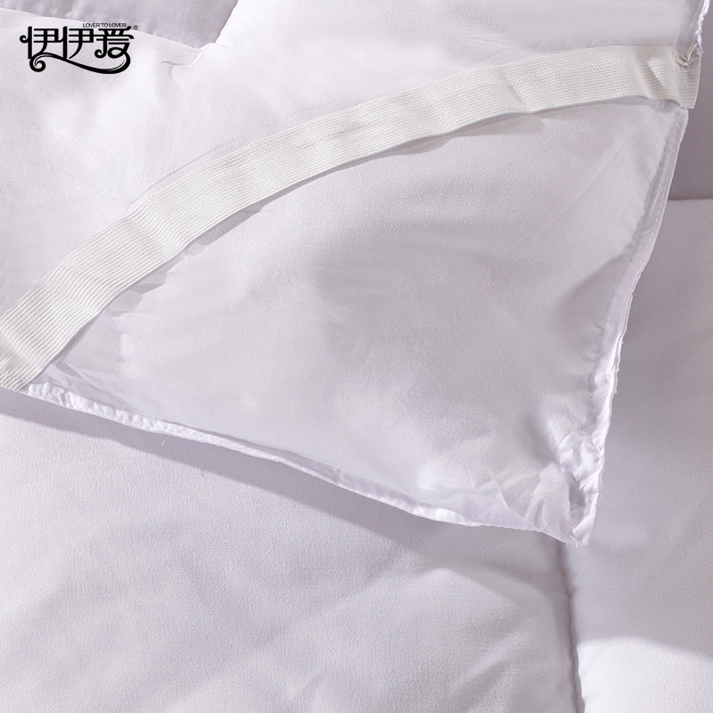 伊伊爱 全棉防羽布纯白褥子高清大图