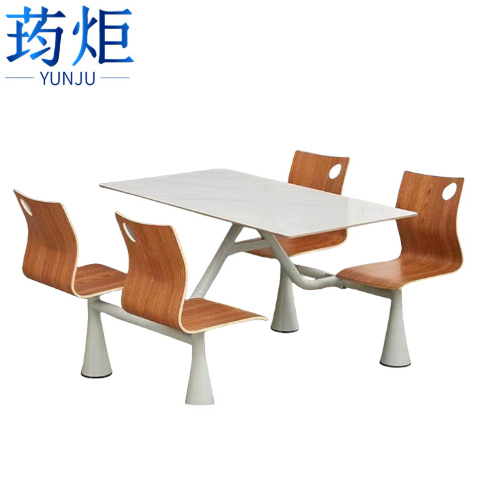 餐桌··*高清大图