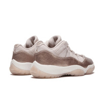 Air Jordan AJ11 LOW 乔11 低帮篮球鞋 AJ11玫瑰金女神粉AH7860-105