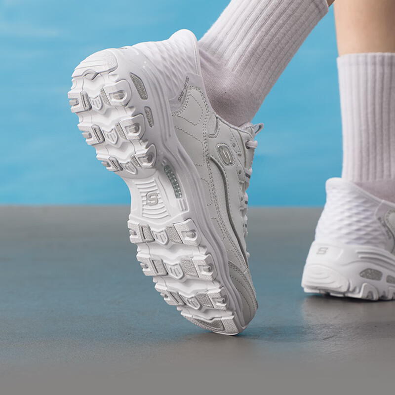 斯凯奇（Skechers）女鞋新款运动鞋潮流时尚熊猫鞋缓震舒适耐磨休闲鞋150537-NTMT高清大图