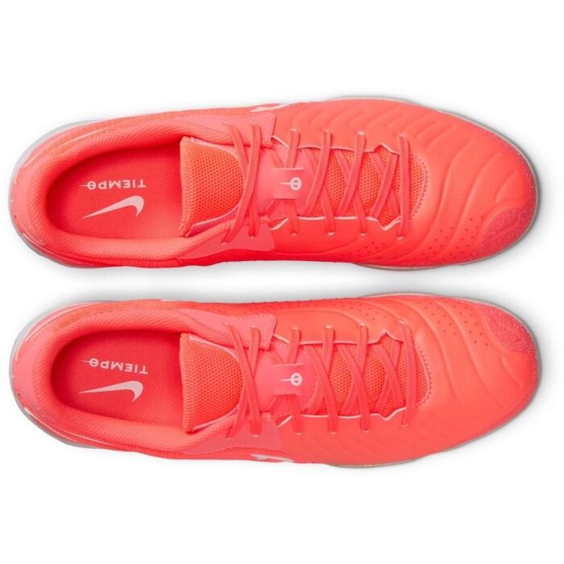 Nike耐克男士网球鞋轻便透气耐磨运动鞋适合各类场地使用高清大图