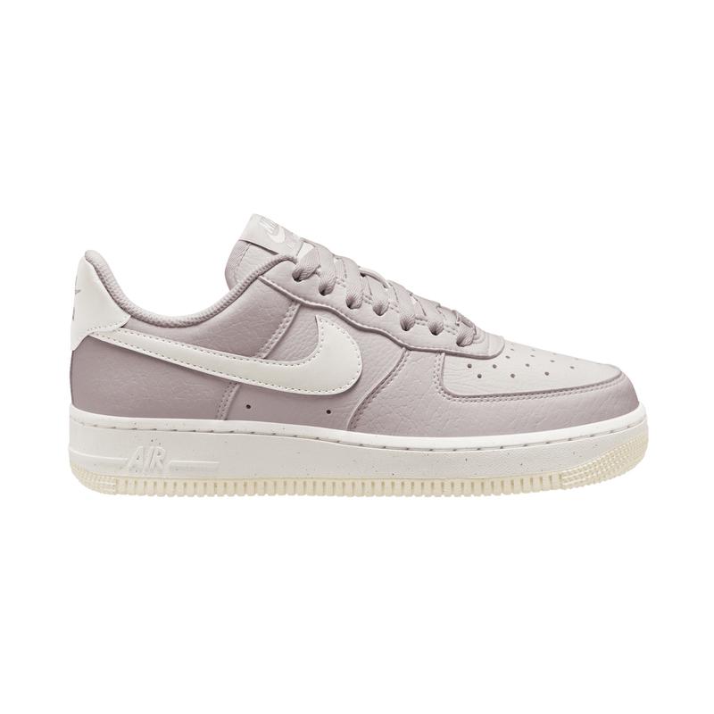 耐克(NIKE)女款透气舒适缓震橡胶底休闲板鞋黑白色潮流百搭运动鞋