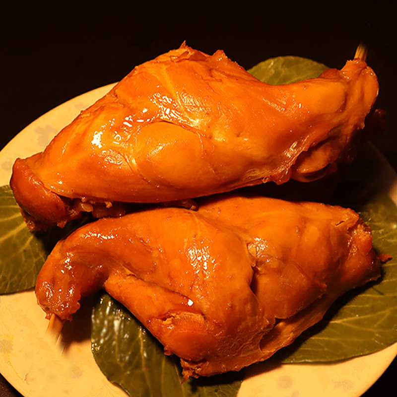 酱兔腿100g130g现做试吃酱兔腿兔肉冷吃兔腿五香兔头手撕兔肉冷兔烤