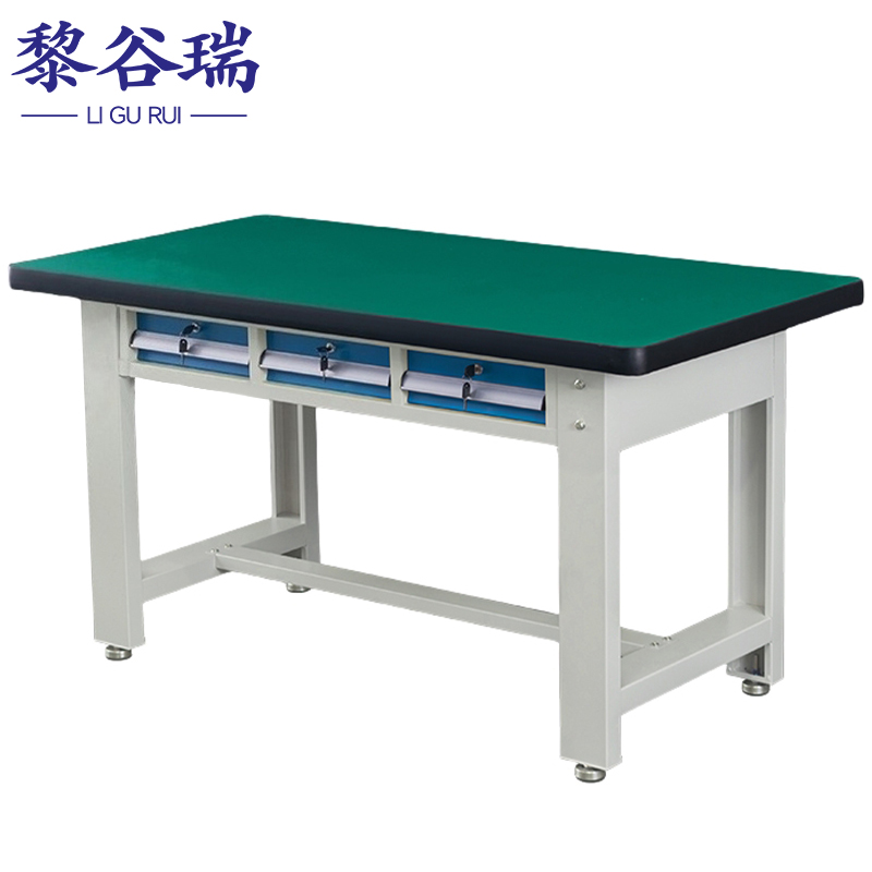 工具桌高清大图